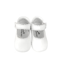 Sophia baby shoe in white